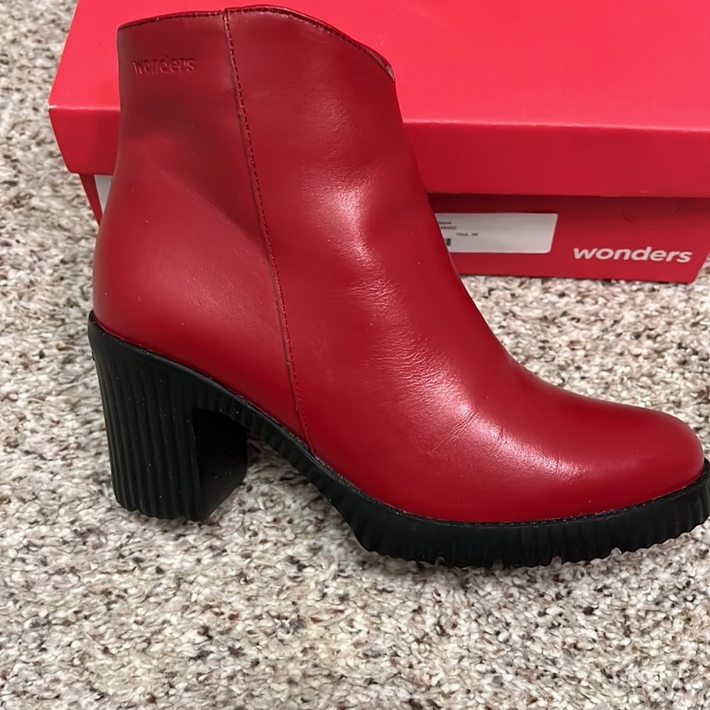 Wonders leather boots. Brand new.Size36.Made in Spain.Light flexible resistant. - Picture 2 of 8